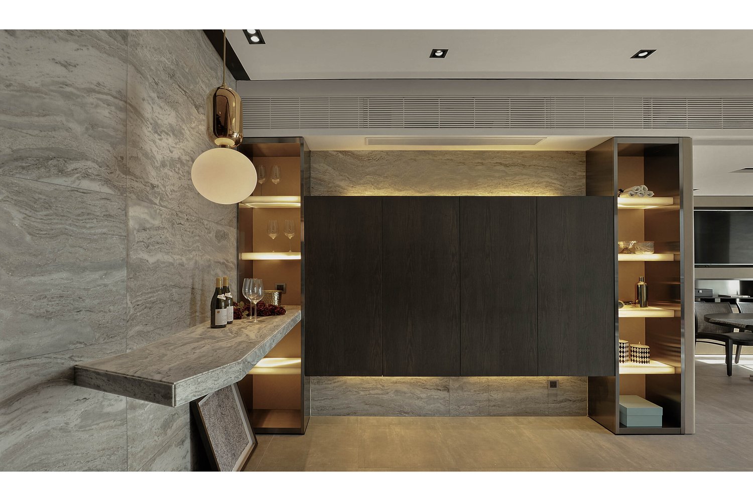 Grand Austin II residential interior