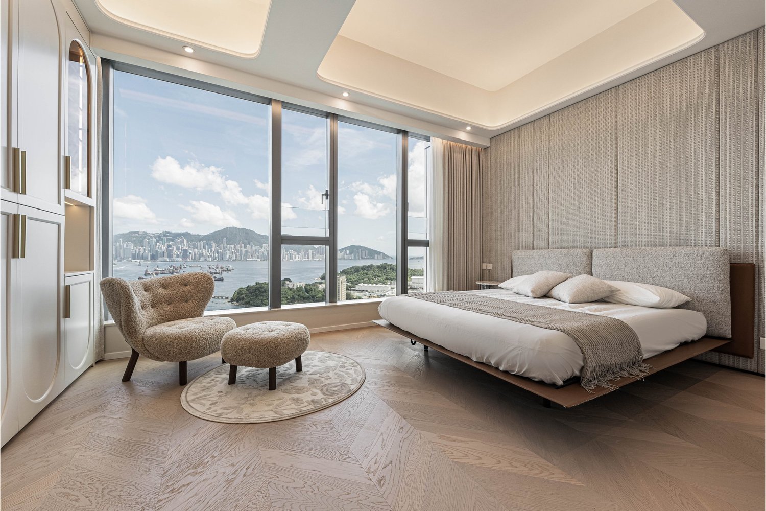 Grand Victoria residence by La Maison